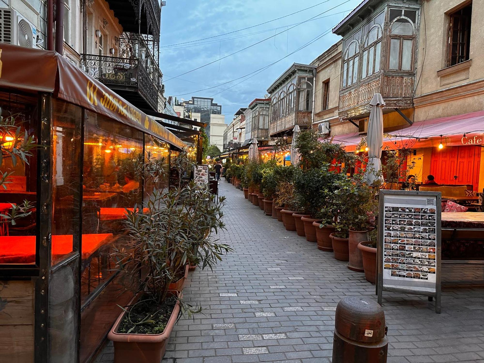 Terrace Tbilisi Center Hotell Exteriör bild